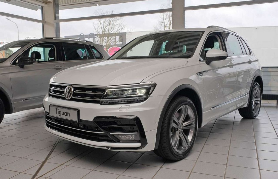 Volkswagen Tiguan 2.0 TDI DSG Highline R-Line Exterieu PANO