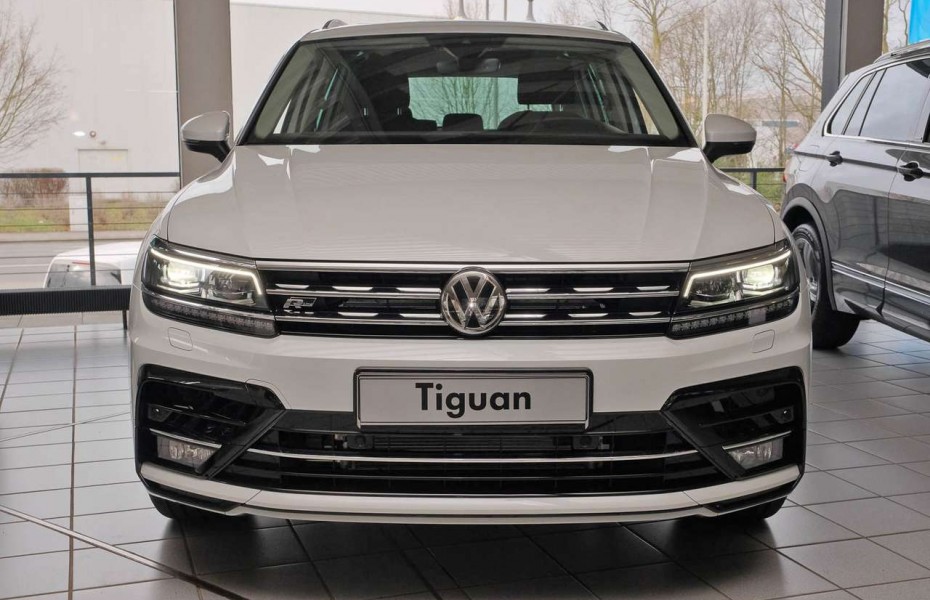 Volkswagen Tiguan 2.0 TDI DSG Highline R-Line Exterieu PANO