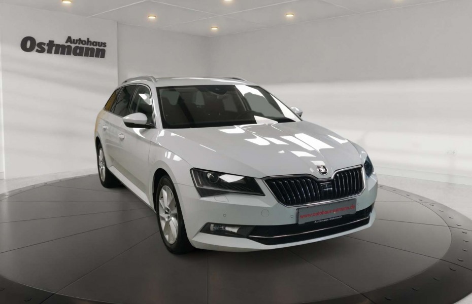 Škoda Superb Combi 2.0 TDI Style 4xSHZ Busi-P Columbus