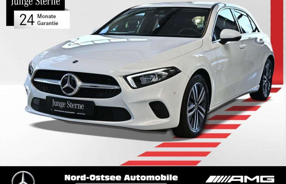 Mercedes-Benz Třídy A 180 Progressive Navi LED Kamera MBUX Tempomat