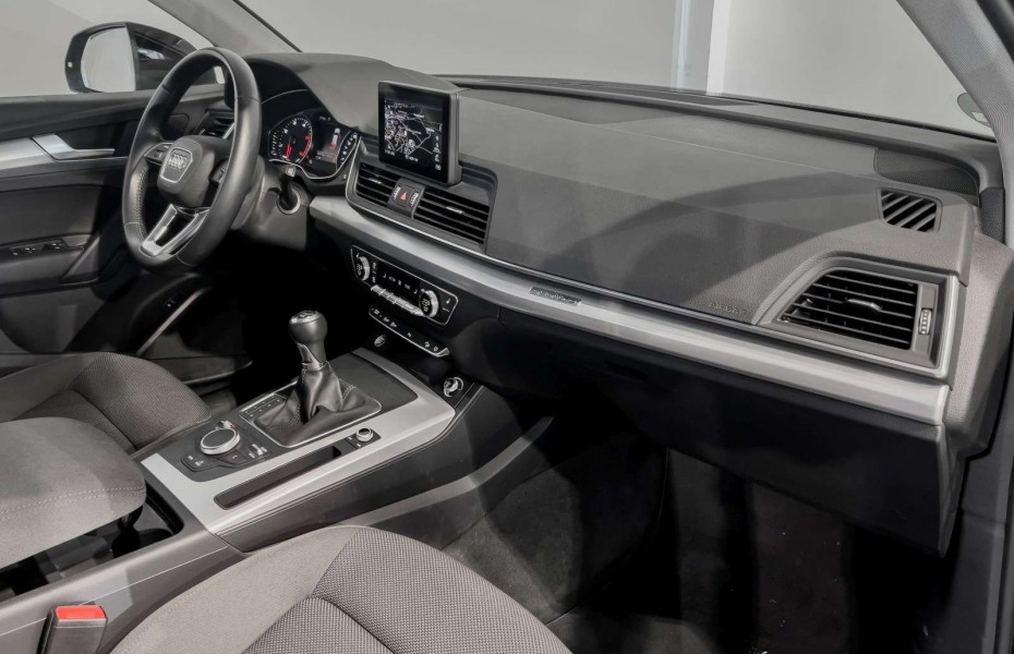 Audi Q5 2.0 TDI QUATTRO+S-Line+AHK+APS PLUS+NAVI+SHZ+