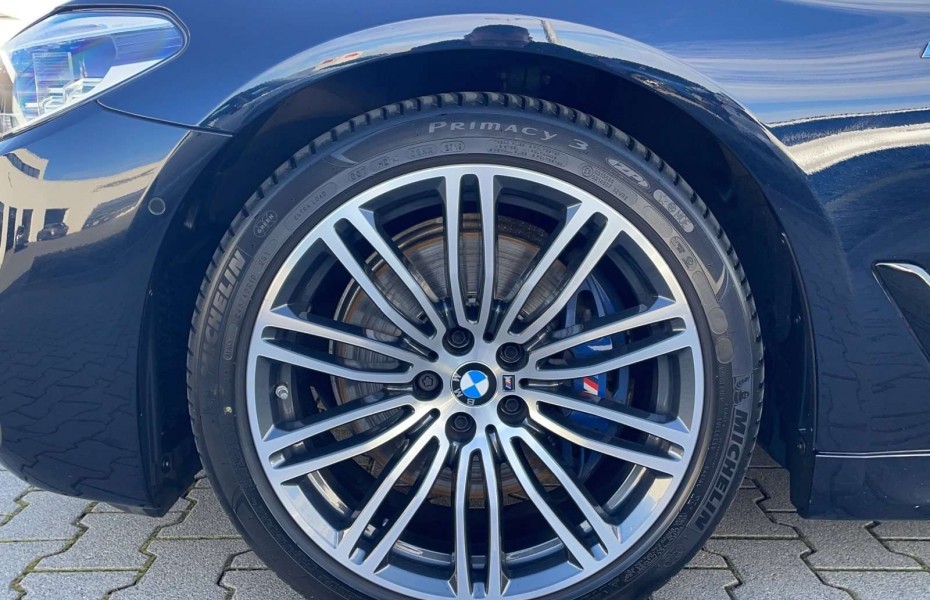 BMW Řada 5 d Touring M Sportpaket/Panorama/Head-Up/AHK