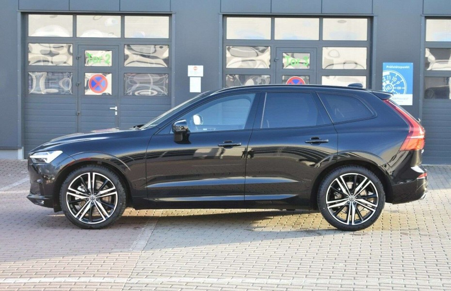 Volvo XC60 B4 D AWD R-Design LUFT STHZ PANO 360 QI HUD