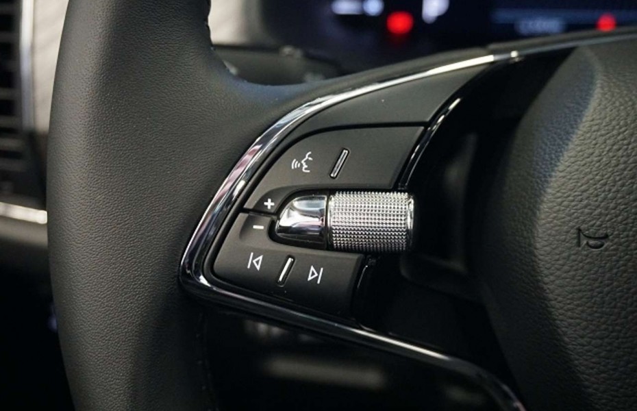 Škoda Kodiaq FL Style 1.5 TSI DSG *AHK, LED, ACC, 19'-LM*