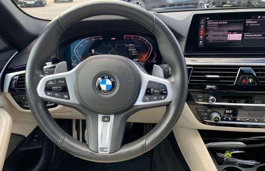 BMW Řada 5 540d xDrive Touring Aut. M Sportpaket Massage Pano