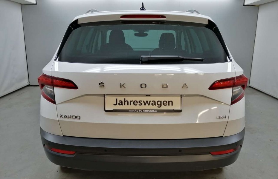 Škoda Karoq Clever 2.0 TDI DSG 4x4 *LED*PANO*VIRTUAL*