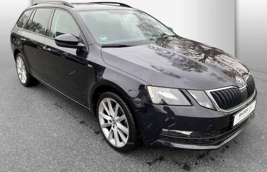 Škoda Octavia Combi Soleil 2.0 TDI DSG NAVI TEMP SHZ LED-hinten