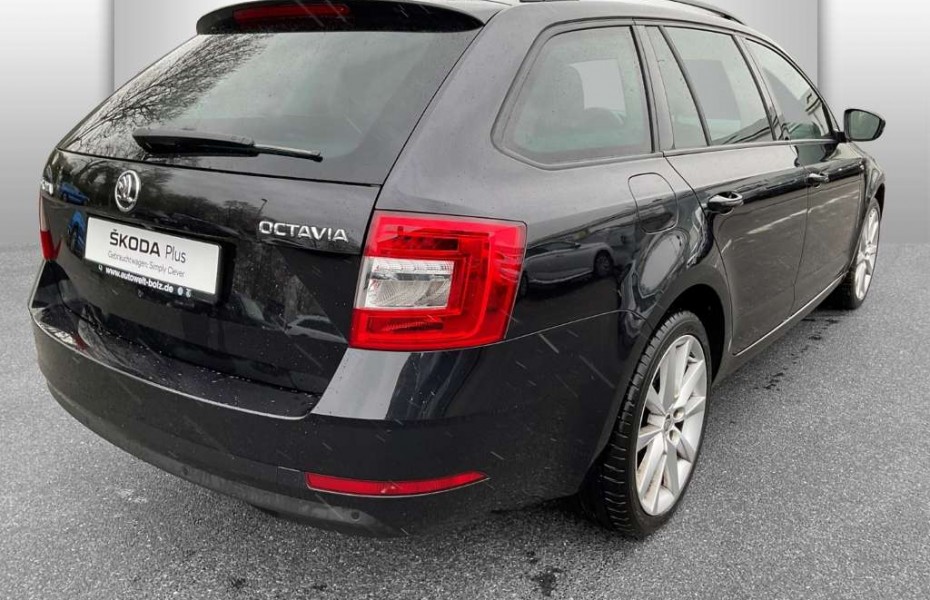 Škoda Octavia Combi Soleil 2.0 TDI DSG NAVI TEMP SHZ LED-hinten