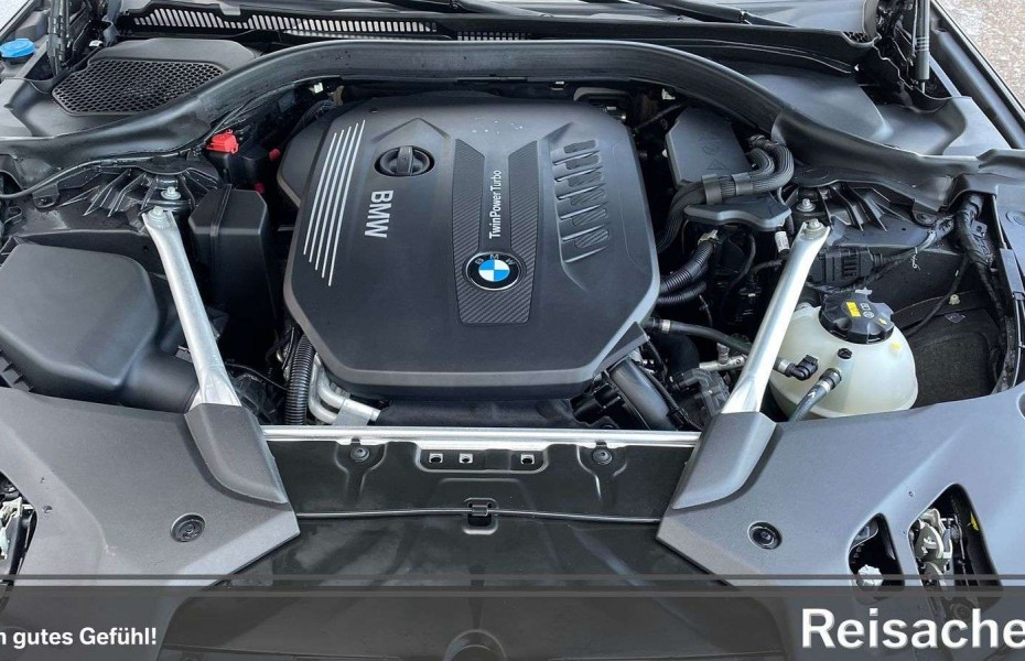 BMW Řada 5 d xDrive Tou M Sport adLED AHK HUD ACC