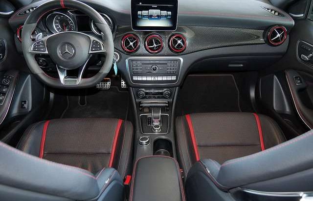 Mercedes-Benz GLA 45 AMG 4M Exklusiv Performance Vmax Dynam