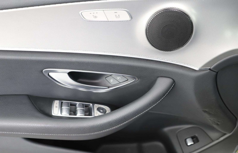 Mercedes-Benz Třídy E 220 T d Avantgarde+Navi+LED+Spur+Kam+Totwi+17