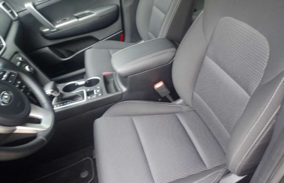 Kia Sportage Vision 4WD 1.6 CRDi Mild Hybrid AT Navi 8 Zoll, Uv
