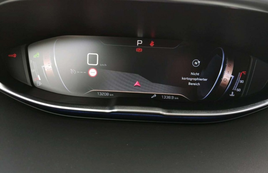 Peugeot 3008 1.5D GT-Line LED Pano 360 Navi Masáže Apple