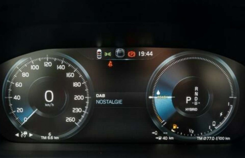 Volvo S60 T8 Recharge AWD Geartronic R-Design