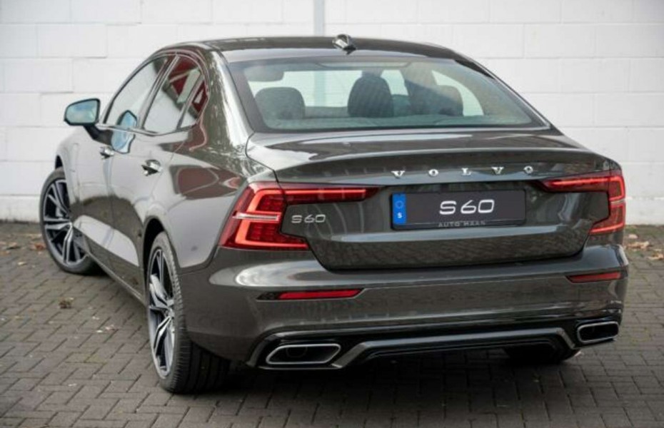 Volvo S60 T8 Recharge AWD Geartronic R-Design