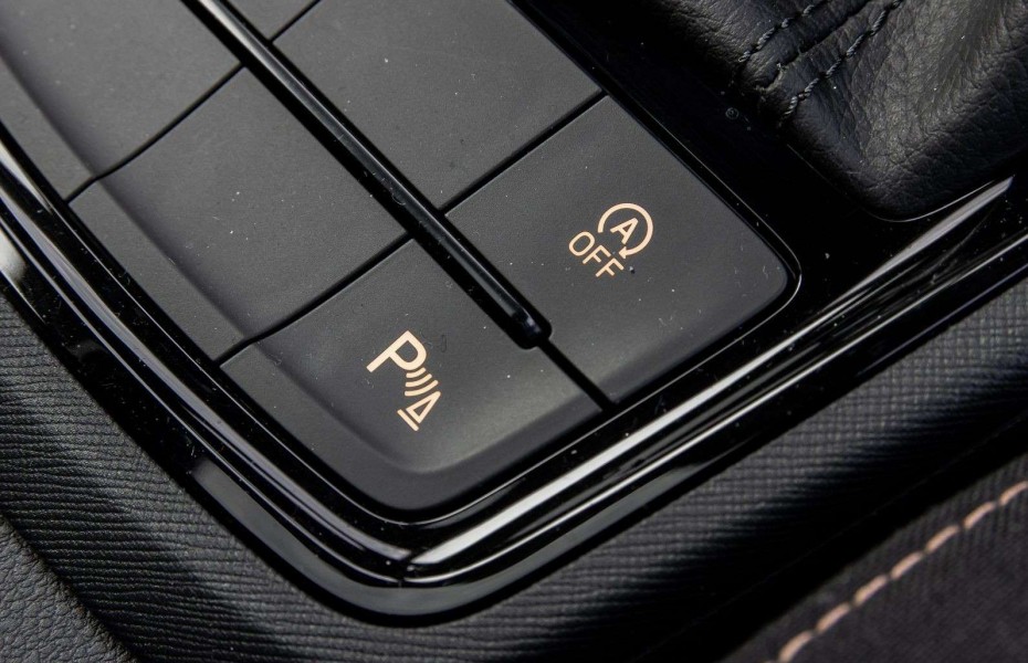 Škoda Kamiq Style 1.0 TSI  LED NAVI PDC KLIMA SITZHZG