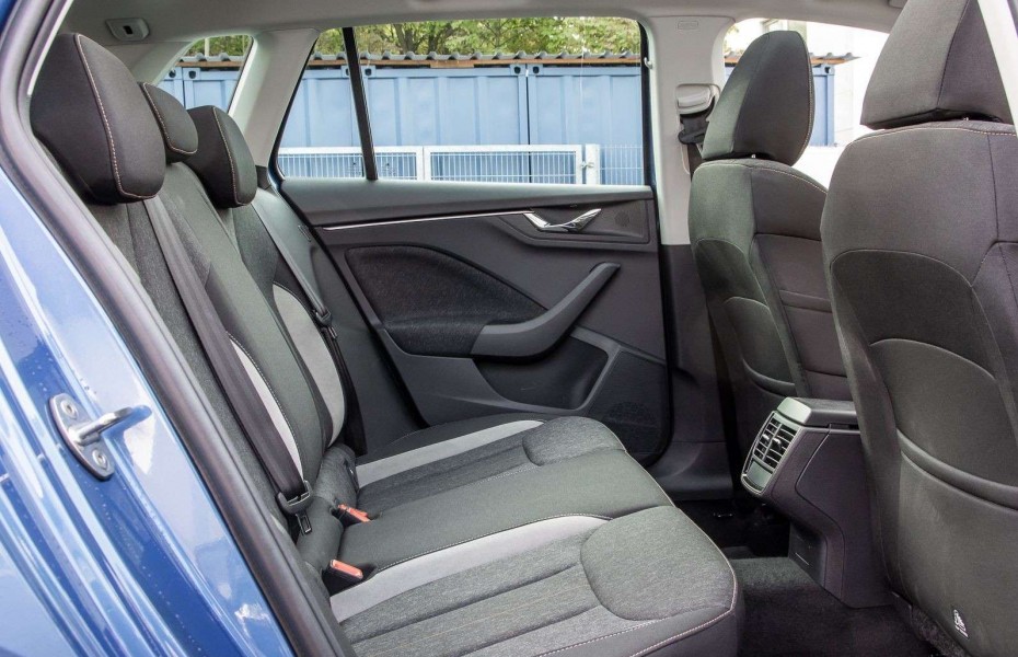 Škoda Kamiq Style 1.0 TSI  LED NAVI PDC KLIMA SITZHZG