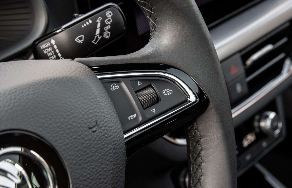 Škoda Kamiq Style 1.0 TSI  LED NAVI PDC KLIMA SITZHZG