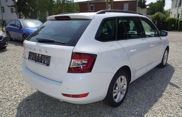 Škoda Fabia Style Combi Style AHZV / LED / Navi