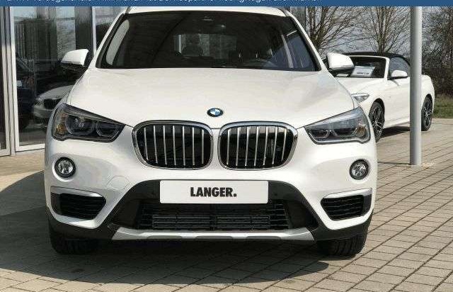 BMW X1 sDrive20i Aut. X LINE, NAVI, AHK, LED, R-KAME