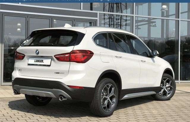 BMW X1 sDrive20i Aut. X LINE, NAVI, AHK, LED, R-KAME