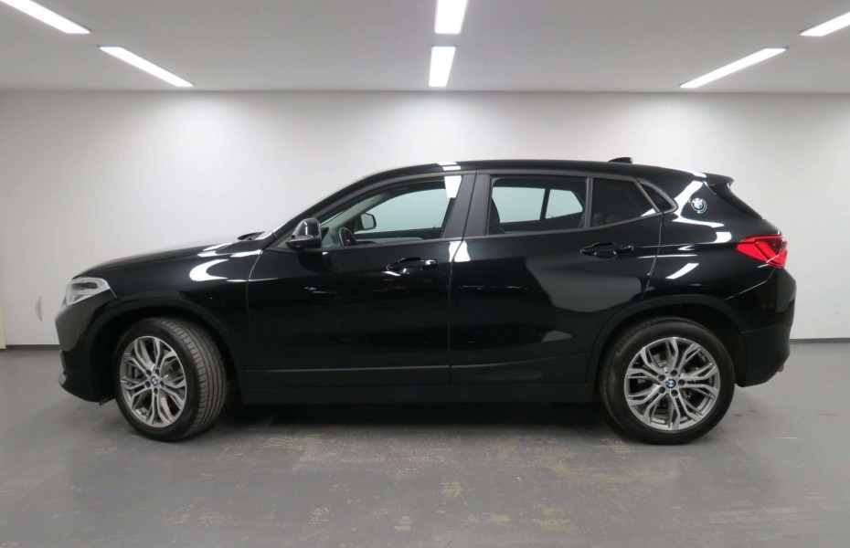 BMW X2 xDrive25d Advantage LED Navi ParkPilot