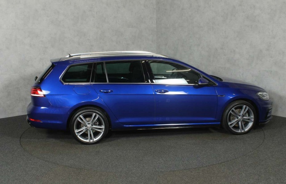Volkswagen Golf Variant TDi R-Line / Dynaudio / AHK / SD / S. Airbag Hi. S