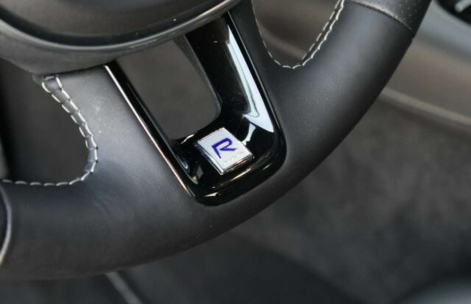 Volvo S90 T8 R-Design*360°HeUp*B&W*20