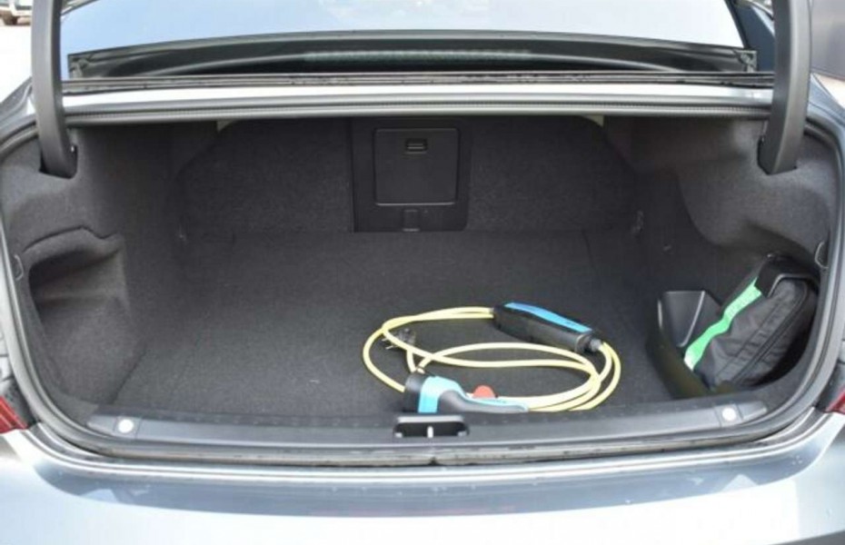 Volvo S90 T8 R-Design*360°HeUp*B&W*20