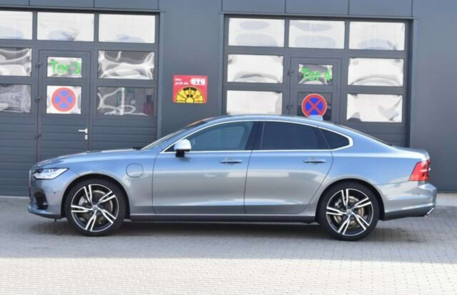 Volvo S90 T8 R-Design*360°HeUp*B&W*20