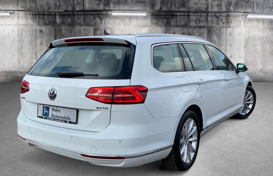 Volkswagen Passat Variant 2.0 TDI DSG Highline Navi Kamera