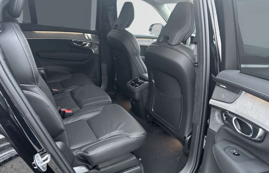 Volvo XC90 B5 Benzin AWD Ultra Bright Facelift 7-Sitzer 21'