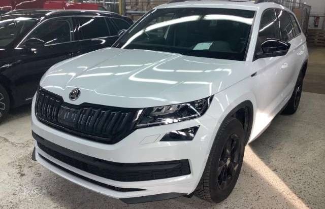 Škoda Kodiaq 2.0TSI 4x4 DSG Sportline virt cockpt Pano