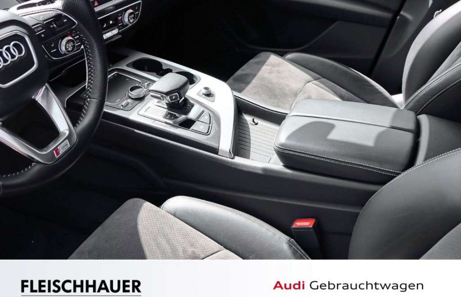 Audi Q7 50 TDI quattro S line NAVI PANORAMAD. AHK