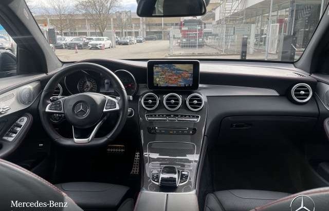 Mercedes-Benz GLC 43 AMG 4M Fahrass 360° Pano Burmester Distr.