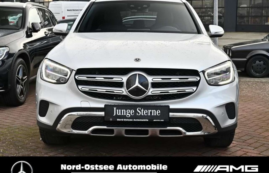 Mercedes-Benz GLC 300 d 4M Exclusive AHK Parkpaket MBUX Navi