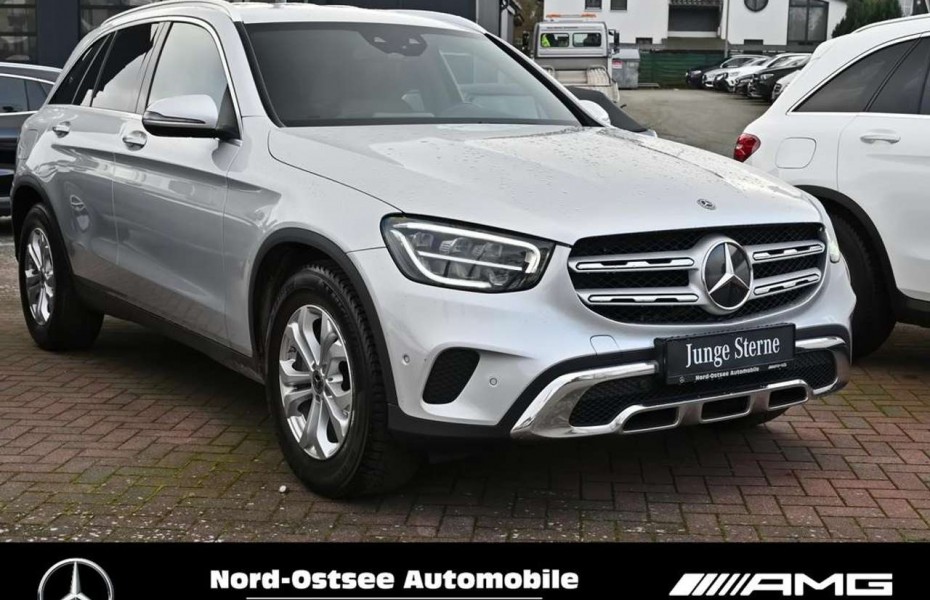 Mercedes-Benz GLC 300 d 4M Exclusive AHK Parkpaket MBUX Navi