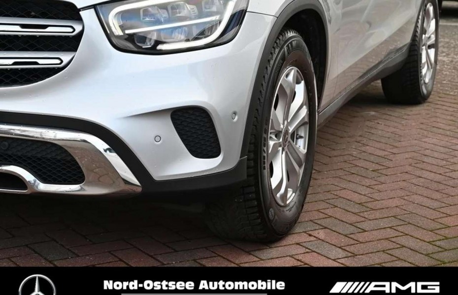 Mercedes-Benz GLC 300 d 4M Exclusive AHK Parkpaket MBUX Navi