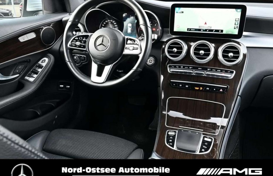 Mercedes-Benz GLC 300 d 4M Exclusive AHK Parkpaket MBUX Navi