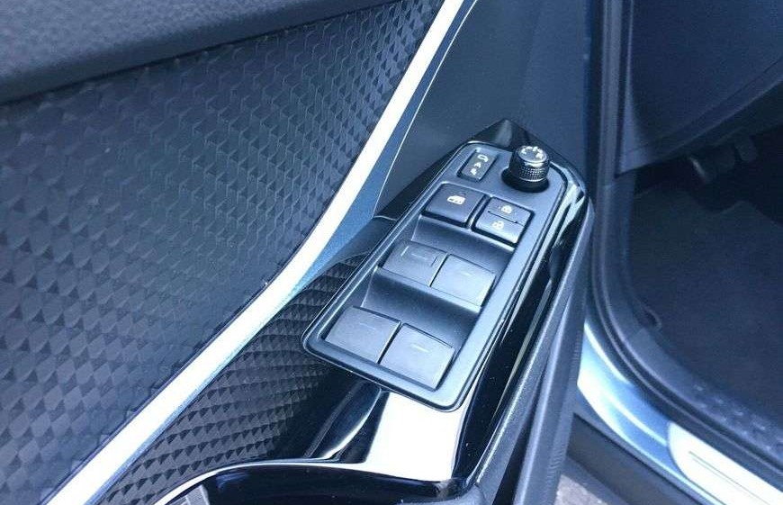 Toyota C-HR 1.8 Hybrid Team Deutschland