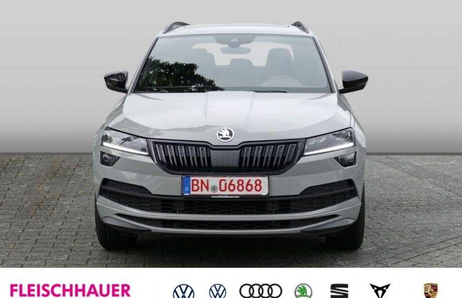 Škoda Karoq Sportline 4x4 2.0 TSI Navi+LED+19'+Pano+Canton+AC