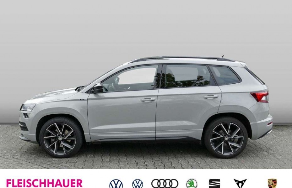 Škoda Karoq Sportline 4x4 2.0 TSI Navi+LED+19'+Pano+Canton+AC