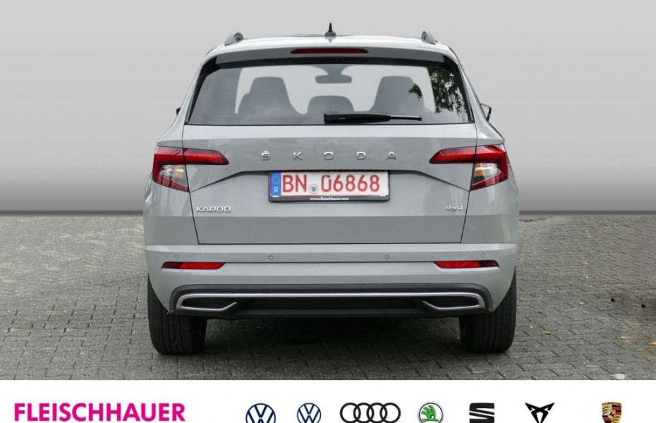 Škoda Karoq Sportline 4x4 2.0 TSI Navi+LED+19'+Pano+Canton+AC