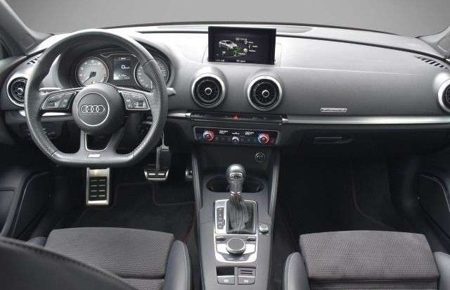 Audi S3 2.0 TFSI quattro LED*B&O*NAVI*PDC*S