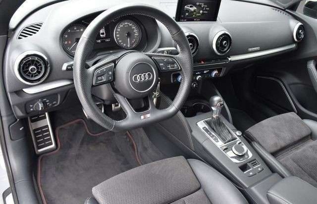 Audi S3 2.0 TFSI quattro LED*B&O*NAVI*PDC*S