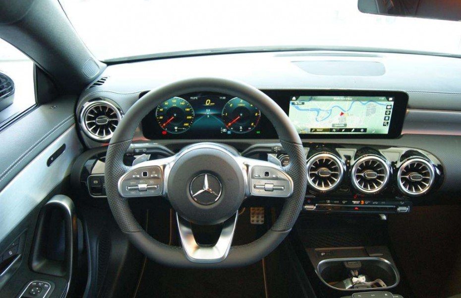Mercedes-Benz CLA 220d 4M SB EDITION 2021+AMG-Line+Night+AHK