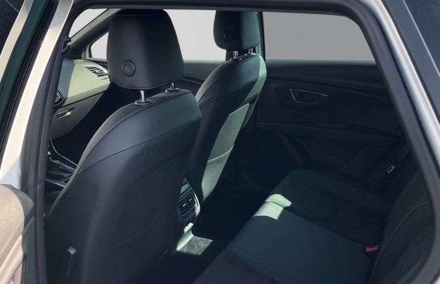 SEAT Leon 1.5 TSI Pano Alcantara Tažné LED Navi AdTemp Apple