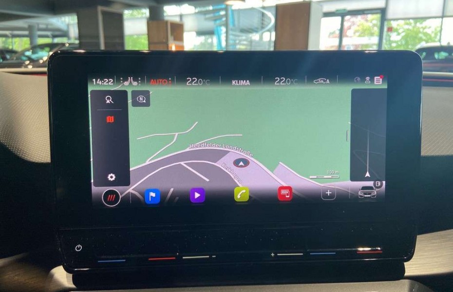 SEAT Leon 2.0 TSI DSG 4Drive PanoDa+AHK+LED