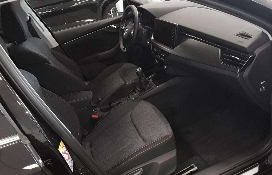 Škoda Kamiq Clever 1.0 TSI  LED NAVI PDC SHZ GRA LANE