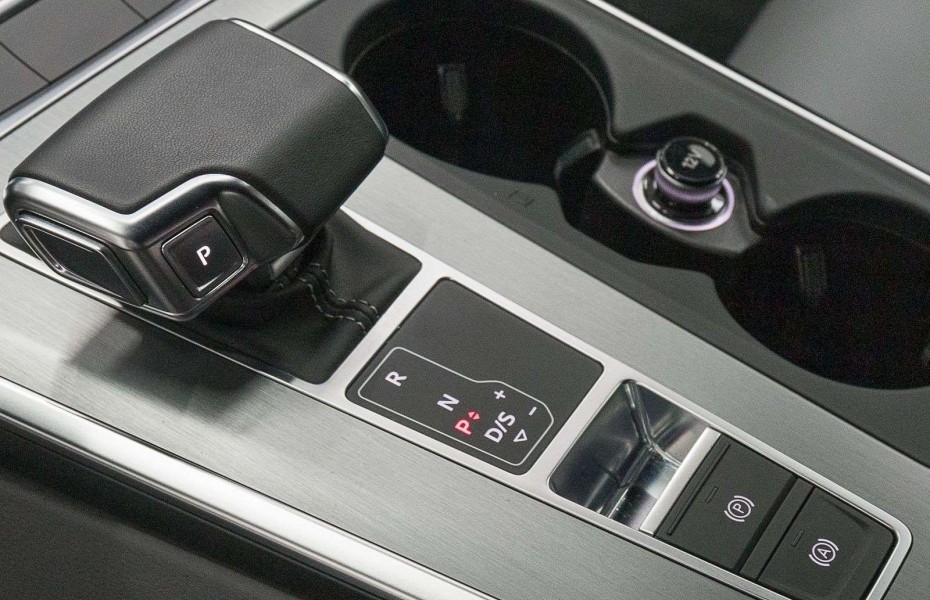 Audi A6 50 TDI S LINE LM20 S-SITZE HD-MATRIX AL